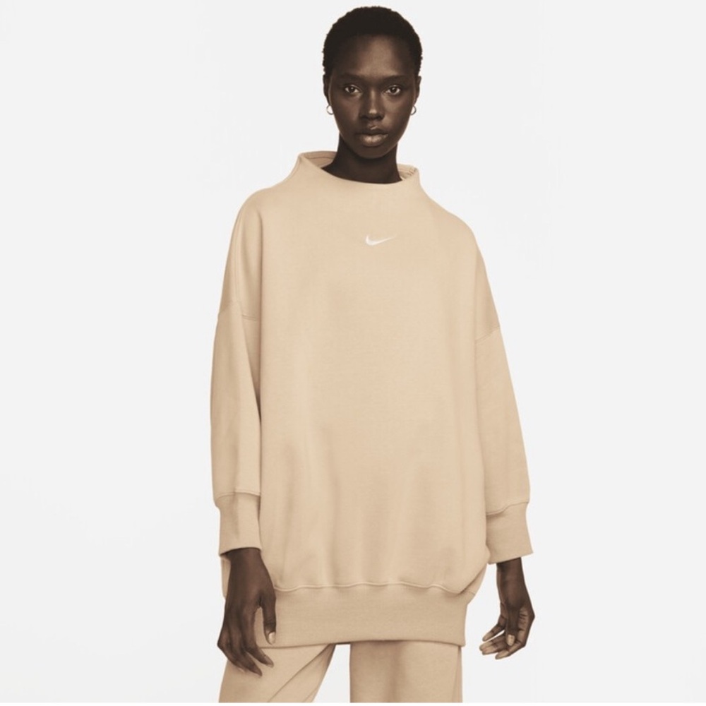Nike- Khaki Oversized Sweatshirt